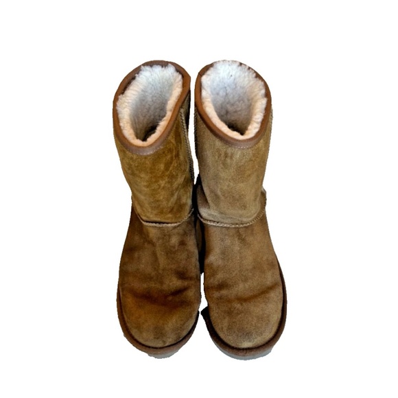 Koolaburra by UGG Style #1017090 Suede/Sheerling Slip On Boots; Tan; Size 9 - Picture 7 of 14